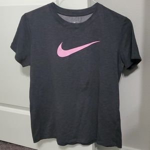 Nike tee